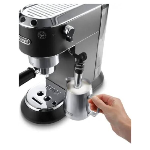 ⁦DeLonghi Espresso Maker EC685 - 15 Bar 1300W⁩ - الصورة ⁦2⁩