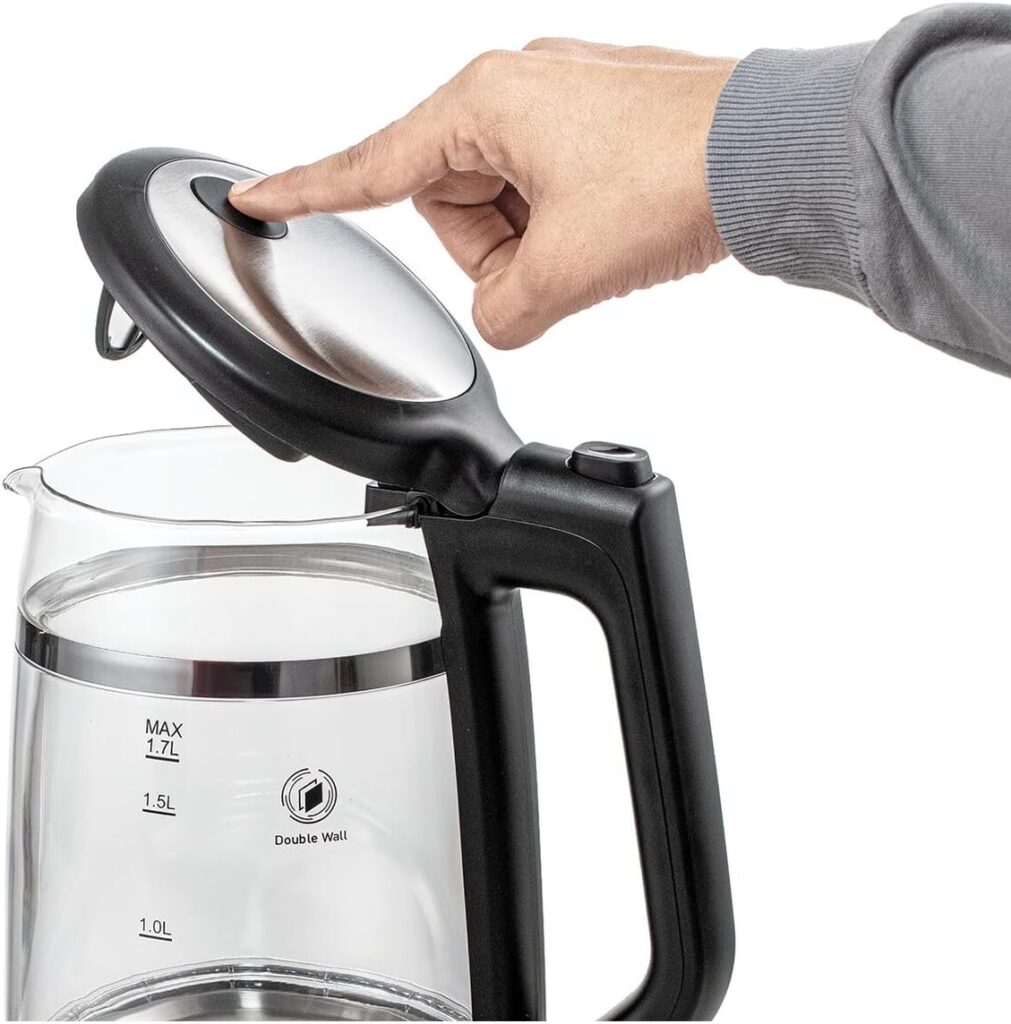 Black and Decker GK220 Glass Kettle on 360° Cordless Base